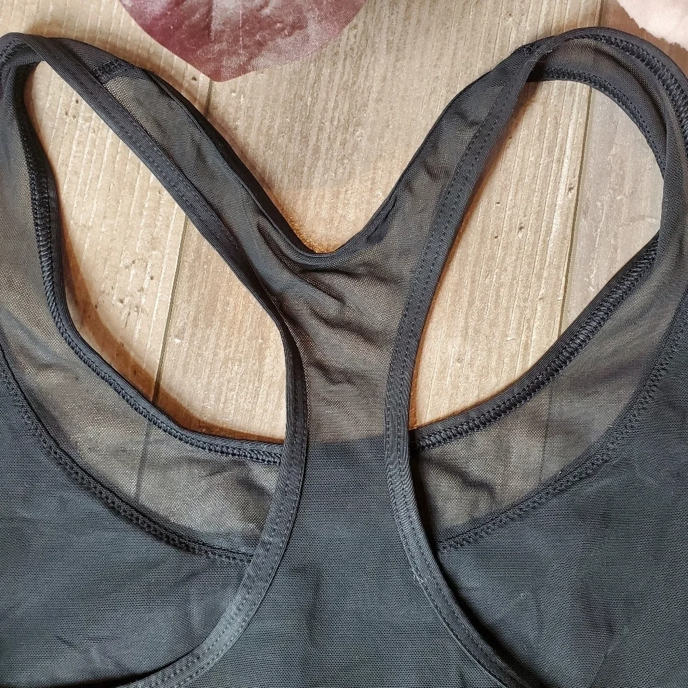 VSX Victoria's Secret Sport Racerback Sports Bra Black Size Small Mesh Trim EUC